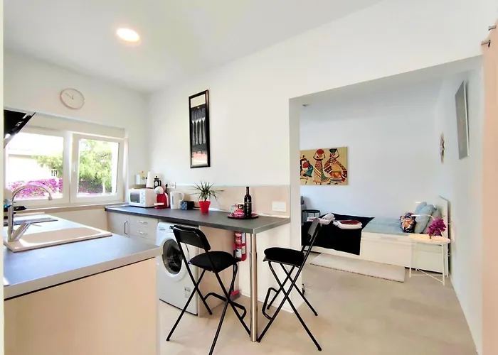 Fantastico 2 By Interhome *